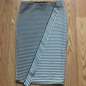 Zara Tight Knee Skirt